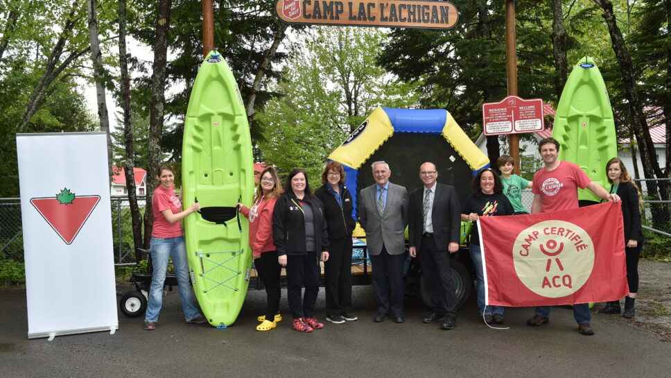 Le Canadian Tire de SaintJérôme soutient les jeunes du Camp du Lac l’Achigan Journal Le Nord