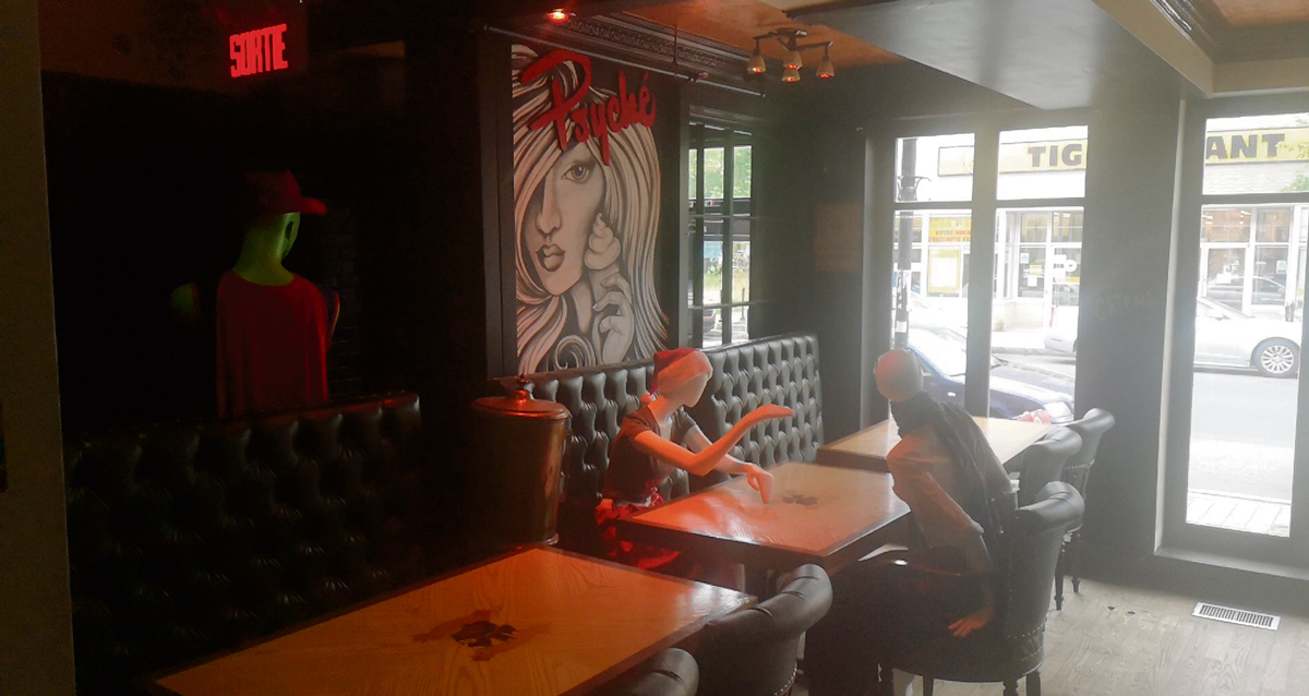Pas facile la distanciation dans les bars