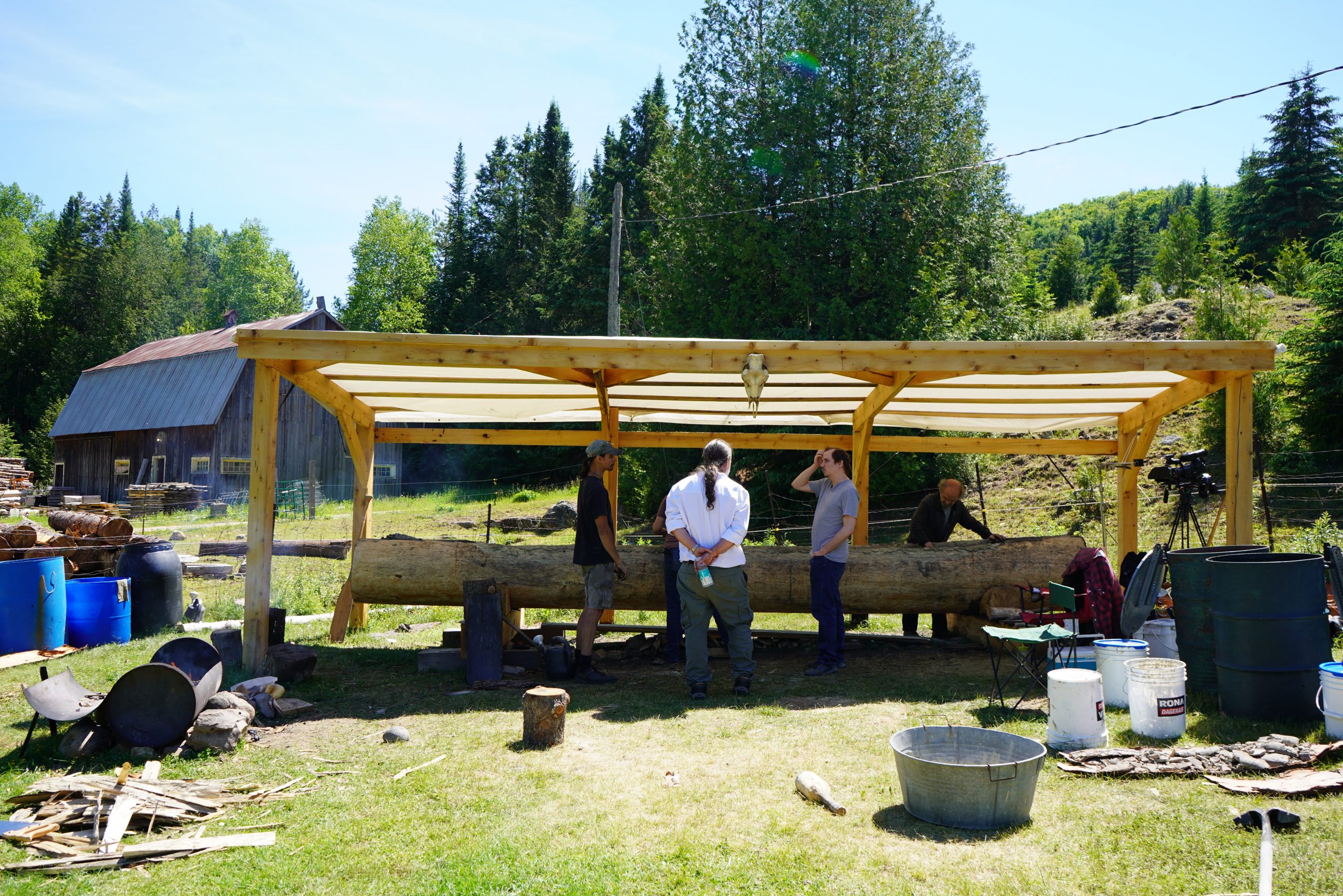 La pirogue préhistorique reçoit un prix