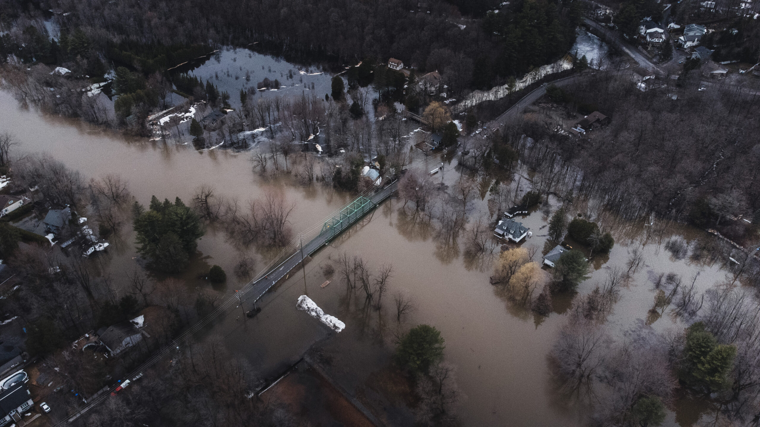 SaintColomban Maisons inondées et fermeture d'un pont Journal Le Nord