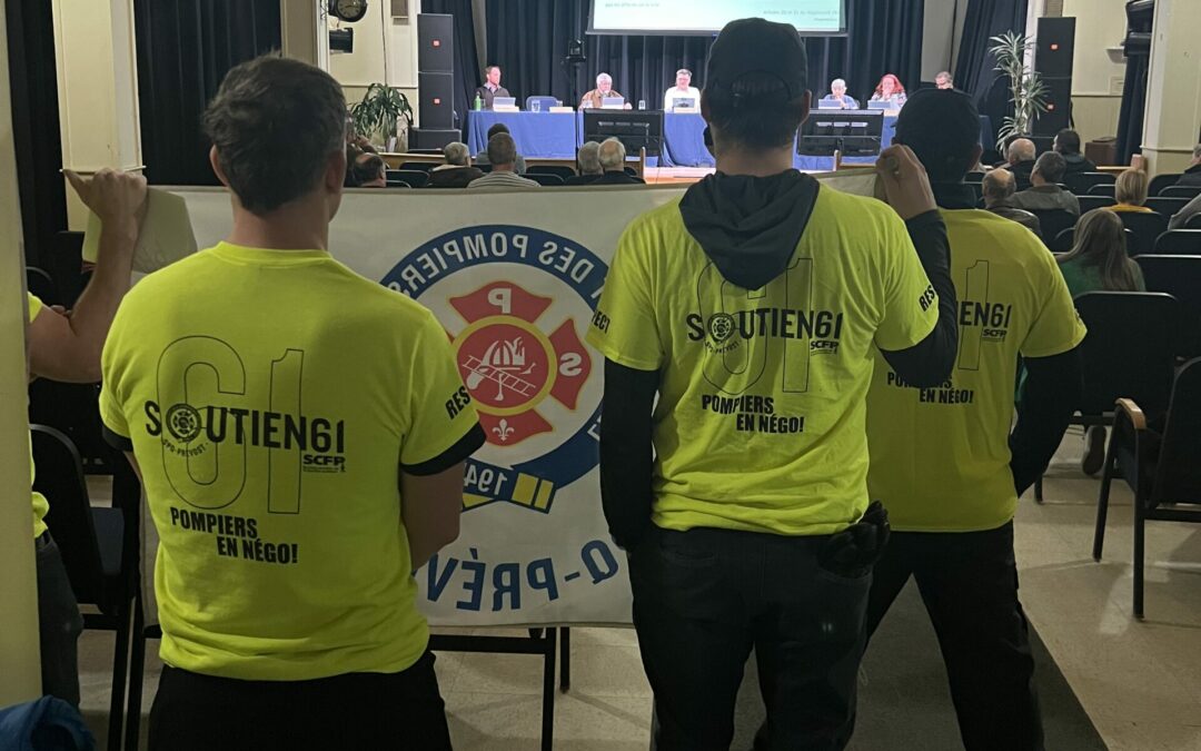 Négociations : Les pompiers de Prévost débarquent à nouveau au conseil