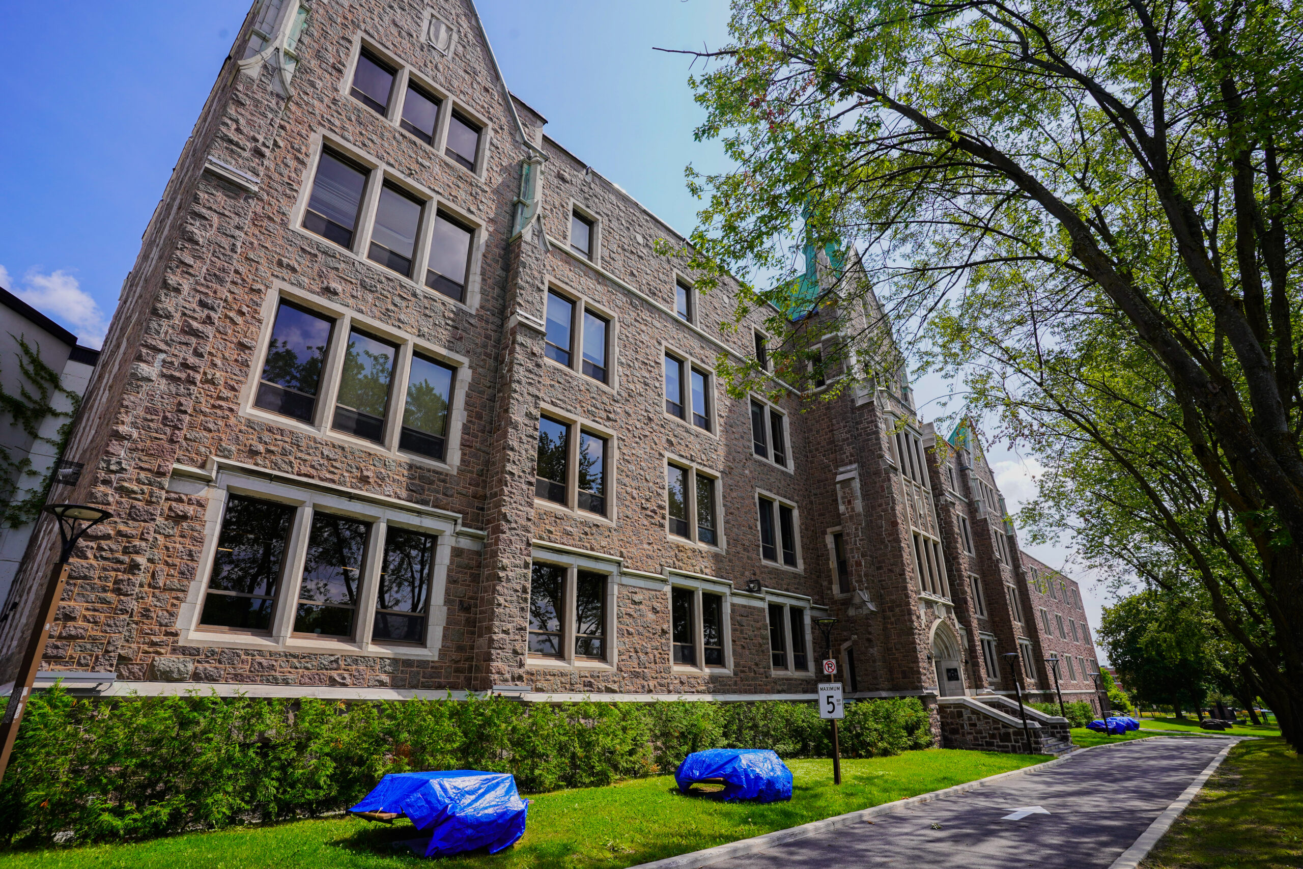 SaintJérôme vend de nouvelles réservées aux étudiants Journal Le Nord